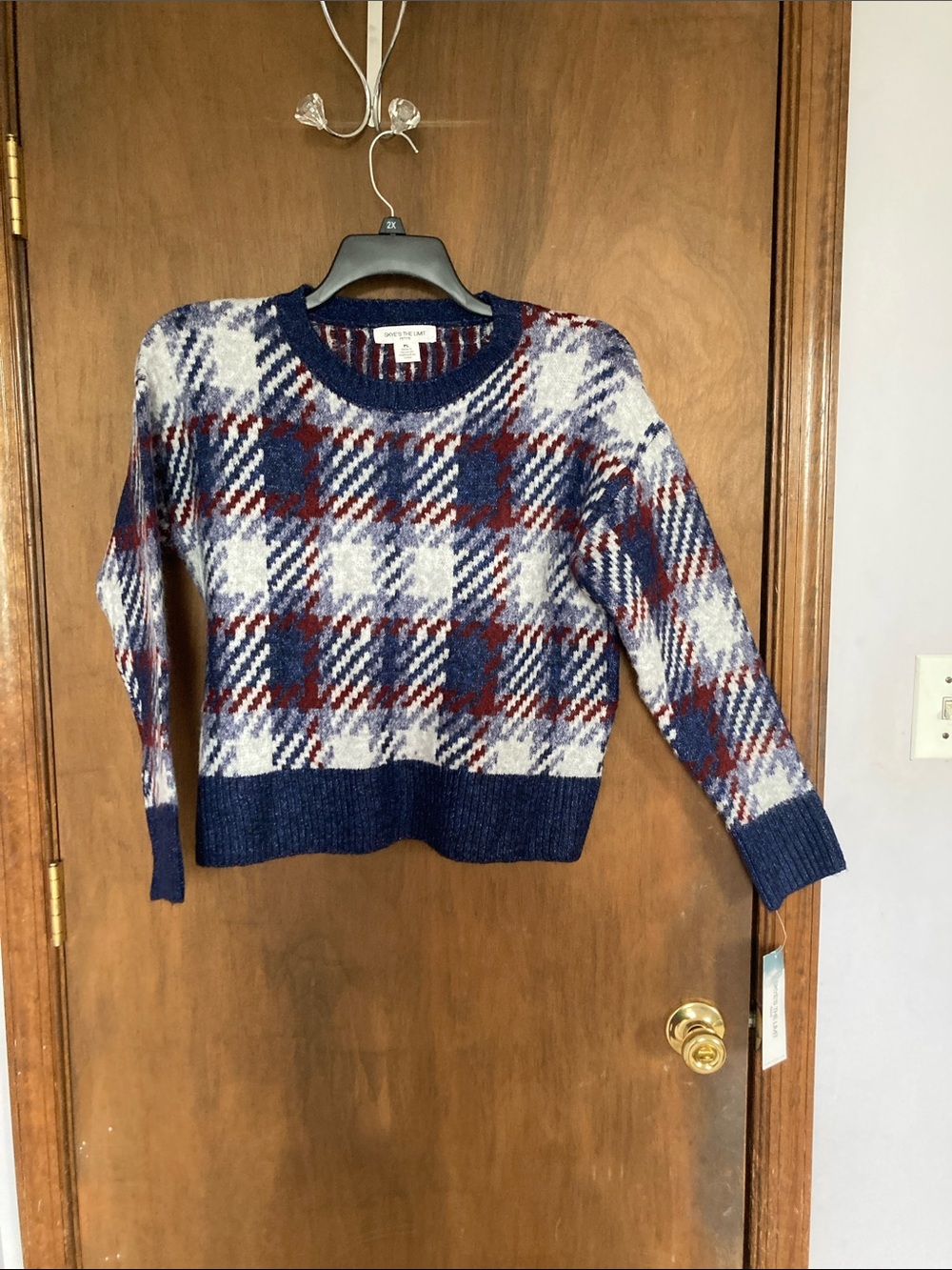 Skye’s the limit plaid printed sweater LP